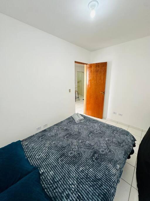 Apto 2 Mobiliado Cachoeirinha - Cod 06 * São Paulo
